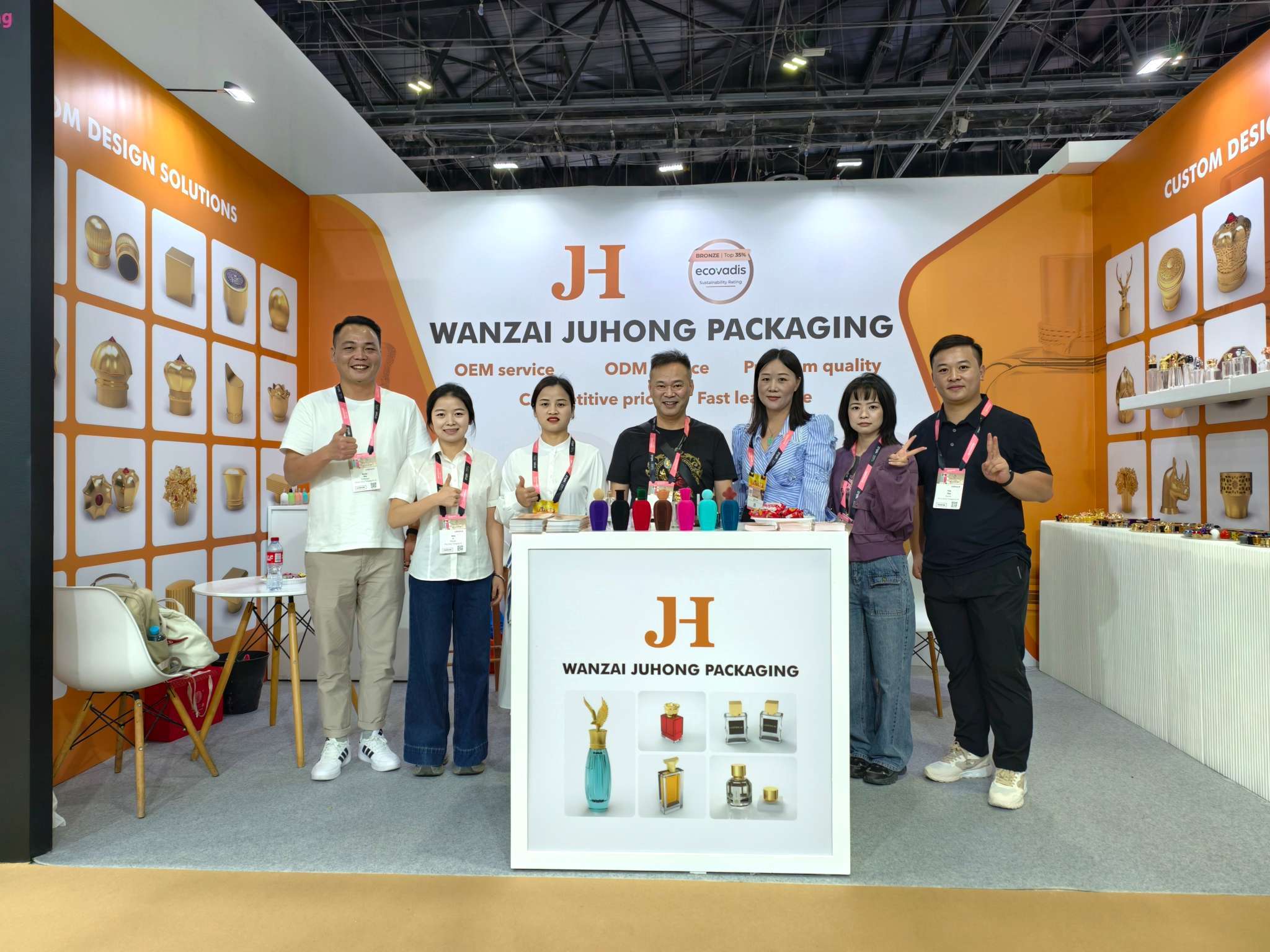 Latest company blogs about Juhong Packaging Shines at Beautyworld Middle East 2025 in Dubai, Showcasing Luxury Zamak Perfume Closures
