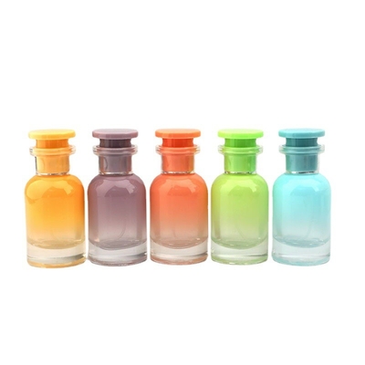 Buy Manufacturers Wholesale Spot 30ml Spray Perfume Bottle, Screw Mouth Spray Color Gradient Glass Perfume Bottle online manufacture