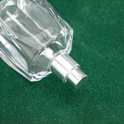 Buy Transparent 50ml Perfume Empty Bottle Square Cut Rhombic 15 Bayonet Cosmetic Fine Spray Glass Bottle online manufacture