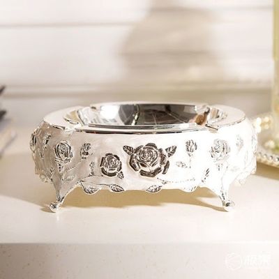 Buy 30mm Round Ring Embossed Logo Metal Cigar Beach Ashtray online manufacture