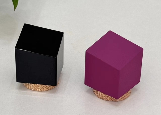 Zinc Alloy Customizable Color Perfume Bottle Caps With Eco-friendly Material