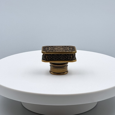 Elegant Durable T-Shaped Zamak Perfume Caps For Customizable And Eco-Friendly Fragrance Packaging