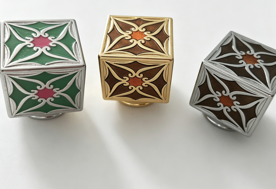 Moroccan Star Enamel Zamak Perfume Cap - Luxury Multi-Color